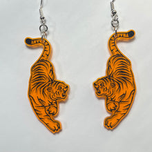 Load image into Gallery viewer, Tiger Earrings
