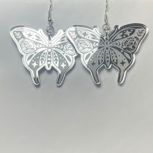 Load image into Gallery viewer, Pretty Moth Earrings
